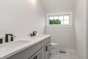 226 Oak St, Dover, NH 03820 - Photo 37