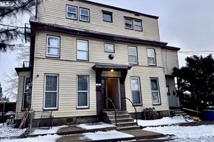 19 Cross St, Nashua, NH 03064 - Photo 1