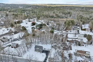 45 Dutton Rd, Pelham, NH 03076 - Photo 5