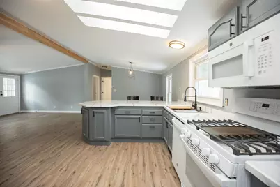 545 Elm Street #10, Milford, NH 03055 - Photo 13