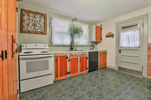 366 Nashua St, Milford, NH 03055 - Photo 9