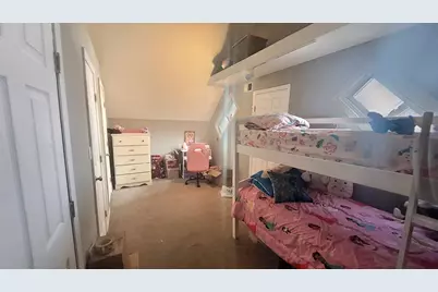 87 Parker Street, Manchester, NH 03102 - Photo 17