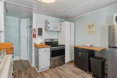 21 Lower Main Street W, Johnson, VT 05656 - Photo 15