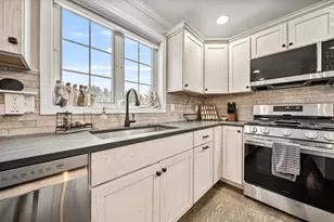 22 Scribner Rd, Fremont, NH 03077 - Photo 3