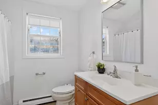 48 Greenleaf St, Manchester, NH 03103 - Photo 23