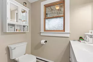 557 Wentworth Rd, Brookfield, NH 03872 - Photo 11