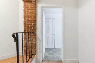 470 Silver St, Manchester, NH 03103 - Photo 17