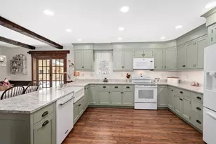 178 Meredith Center Rd, Meredith, NH 03253 - Photo 9