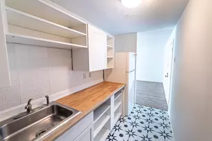 4 Pembroke Dr, Derry, NH 03038 - Photo 13