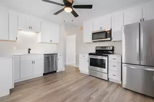 197 Melrose St, Manchester, NH 03109 - Photo 1