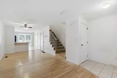 117 Fox Hollow Way, Manchester, NH 03104 - Photo 3