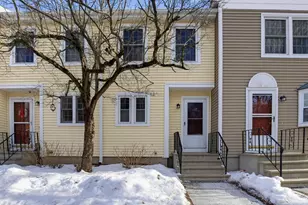 117 Fox Hollow Way, Manchester, NH 03104 - Photo 1