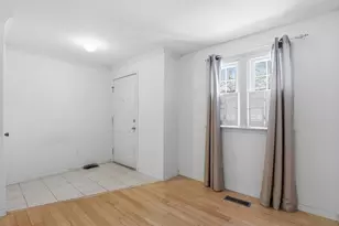 117 Fox Hollow Way, Manchester, NH 03104 - Photo 13