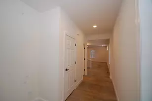 33B Griffin Rd, Hudson, NH 03051 - Photo 13