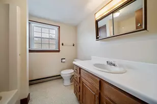 212 W Main St, Hillsboro, NH 03244 - Photo 21