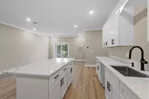 10100 S Willow St, Manchester, NH 03103 - Photo 39