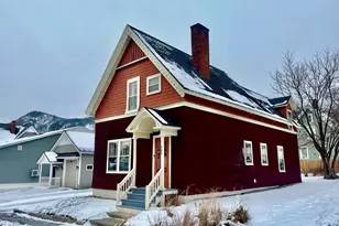 263 School St, Berlin, NH 03570 - Photo 3