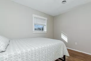 245 Ocean Rd, Portsmouth, NH 03801 - Photo 21