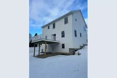 153 Garvin Avenue, Manchester, NH 03109 - Photo 9