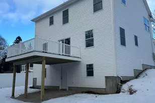 153 Garvin Ave, Manchester, NH 03109 - Photo 9