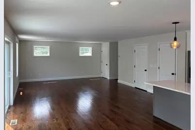 153 Garvin Avenue, Manchester, NH 03109 - Photo 11