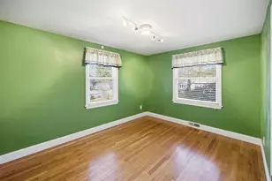 4 Hale Spring Rd, Plaistow, NH 03865 - Photo 15