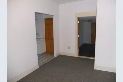 110 Sullivan Street, Claremont, NH 03743 - Photo 15