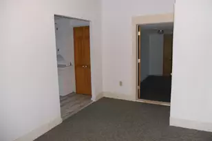 110 Sullivan St, Claremont, NH 03743 - Photo 15