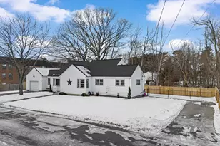 93 Armand Ave, Manchester, NH 03103 - Photo 3