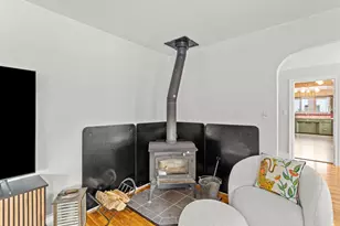 93 Armand Ave, Manchester, NH 03103 - Photo 17