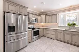 199 School St, Tilton, NH 03276 - Photo 5