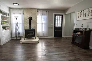 796 Montgomery St, Manchester, NH 03102 - Photo 9