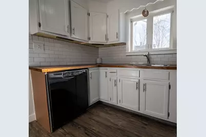 796 Montgomery Street, Manchester, NH 03102 - Photo 7