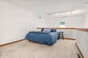 107 Glengarry Dr, Stratham, NH 03885 - Photo 17