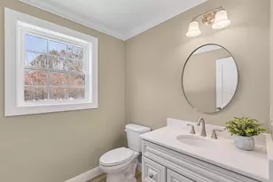 343 Island Pond Rd, Derry, NH 03038 - Photo 9