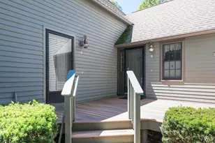 8 Montrose Dr, Stratham, NH 03885 - Photo 3