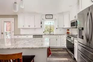 75 Chapman Dr, Rochester, NH 03839 - Photo 5