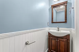 37 Camelot Dr, Bedford, NH 03110 - Photo 7