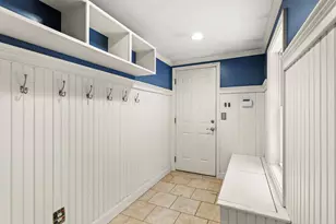 37 Camelot Dr, Bedford, NH 03110 - Photo 3
