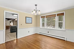 37 Camelot Dr, Bedford, NH 03110 - Photo 15