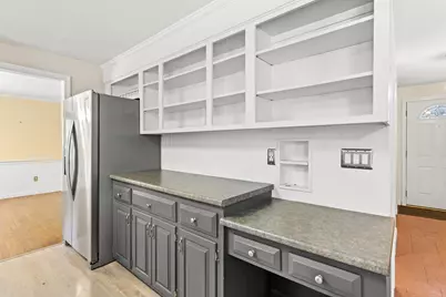 37 Camelot Drive, Bedford, NH 03110 - Photo 11