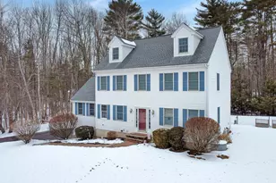 9 Village Dr, Atkinson, NH 03811 - Photo 3