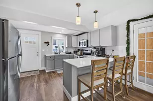 235 Bremer St, Manchester, NH 03102 - Photo 9