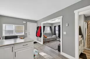 235 Bremer St, Manchester, NH 03102 - Photo 27