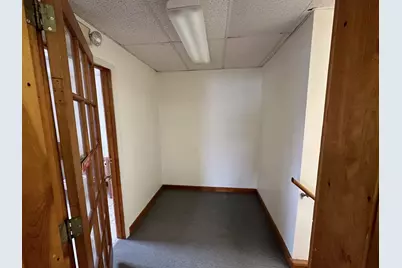 134 Woodstock Avenue, Rutland City, VT 05701 - Photo 7