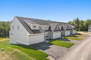 65 Driftwood Cir, Sandown, NH 03873 - Photo 41