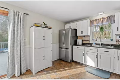 4 Woodland Avenue, Seabrook, NH 03874 - Photo 11