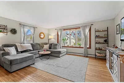 4 Woodland Avenue, Seabrook, NH 03874 - Photo 3