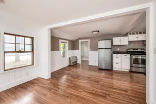 348 Dover Point Rd, Dover, NH 03820 - Photo 9