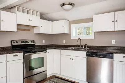 348 Dover Point Road, Dover, NH 03820 - Photo 7